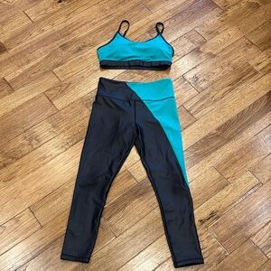 Zyia Teal/Black Sports Bra and Leggings Set